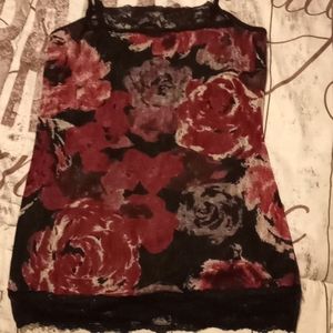 Maurices small tank top with lace